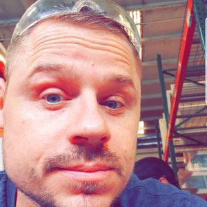 Meet your Posher, Zachary